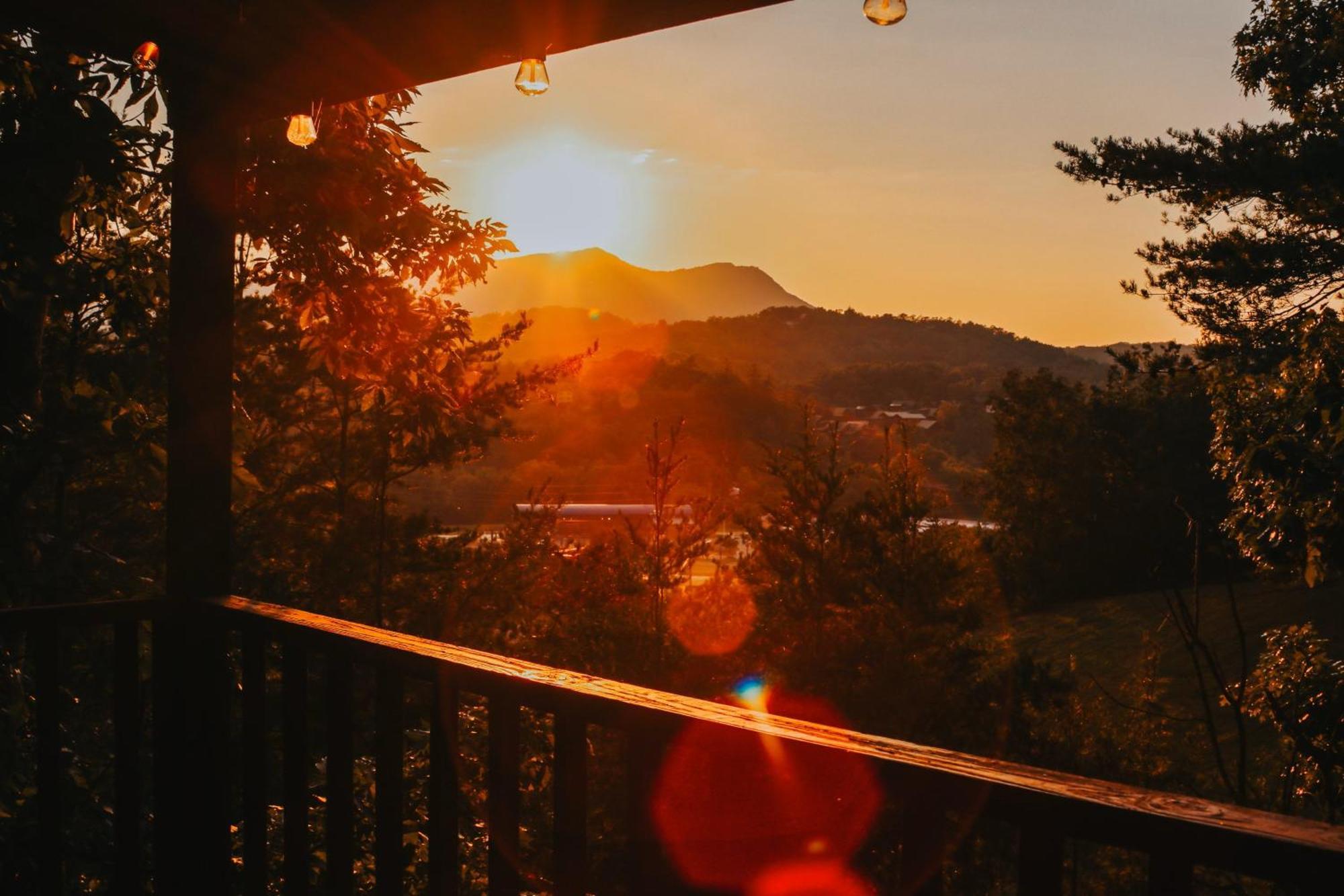 Bluff Mountain View Villa Pigeon Forge Dış mekan fotoğraf